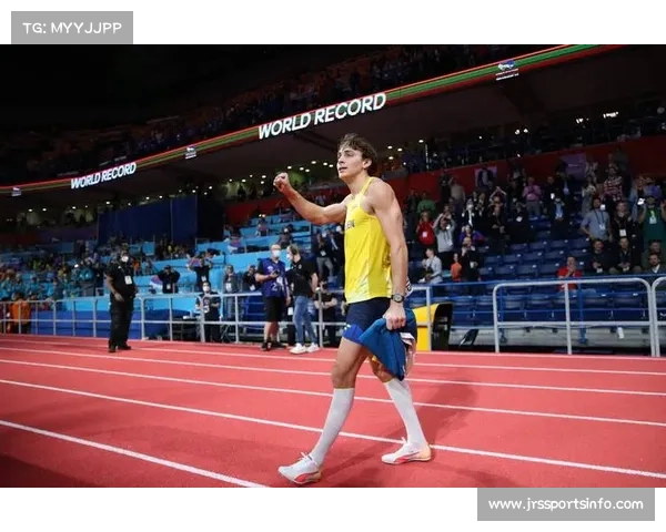 杜普兰蒂斯以6米30新纪录夺得田径世锦赛男子撑竿跳高金牌，一年内四破世界纪录